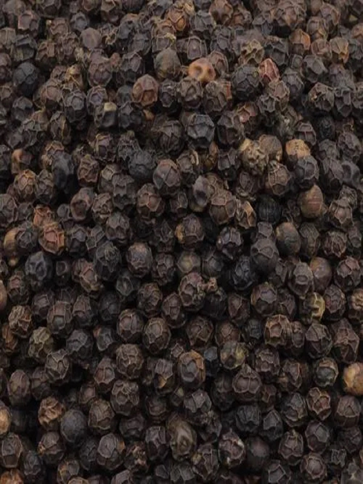 Buy the best quality whole Kali Mirch /Black Pepper online at Farmonics