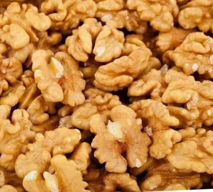 Akroat Walnuts